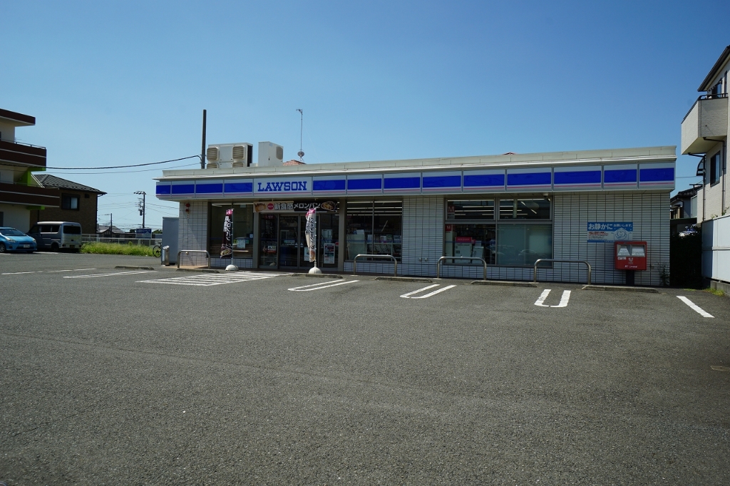 コンビニ　ローソン 藤沢亀井野店（コンビニ）まで447m