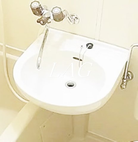洗面設備　洗面台（参考写真）です。