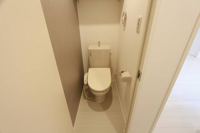 トイレ　３０１号室撮影。