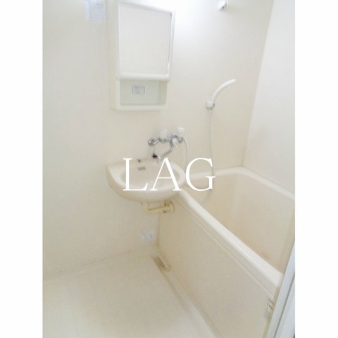 バス・シャワールーム　お風呂です。