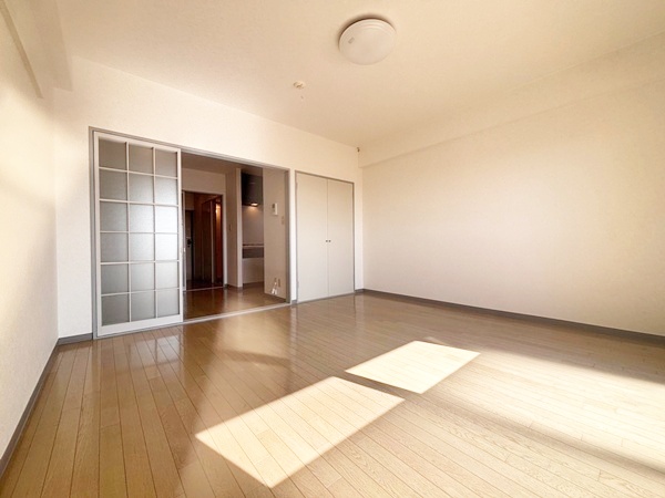 居室・リビング　※写真は他号室です