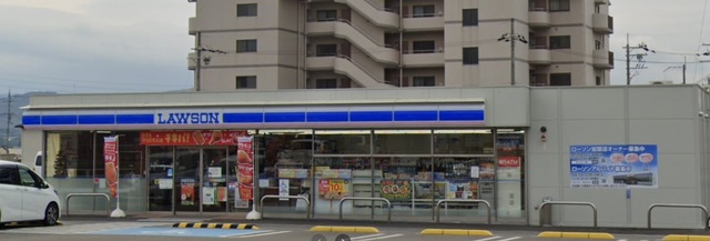コンビニ　ローソン岩出岡田店（コンビニ）まで1574m