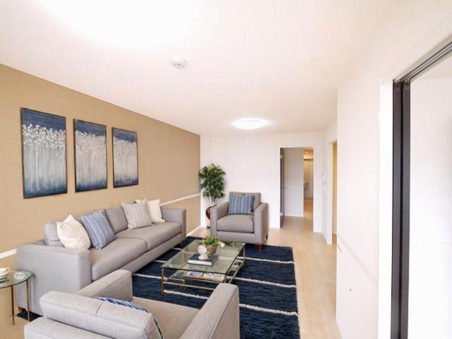 居室・リビング　CGで家具等を配置したもので家具等は含まれません