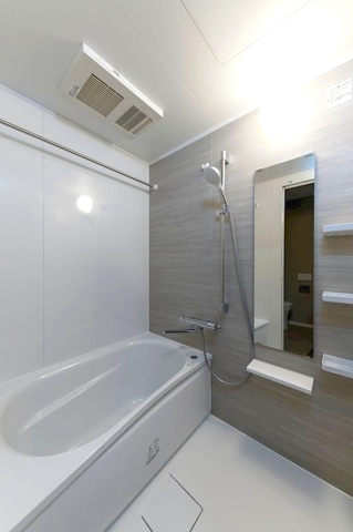 バス・シャワールーム　バス