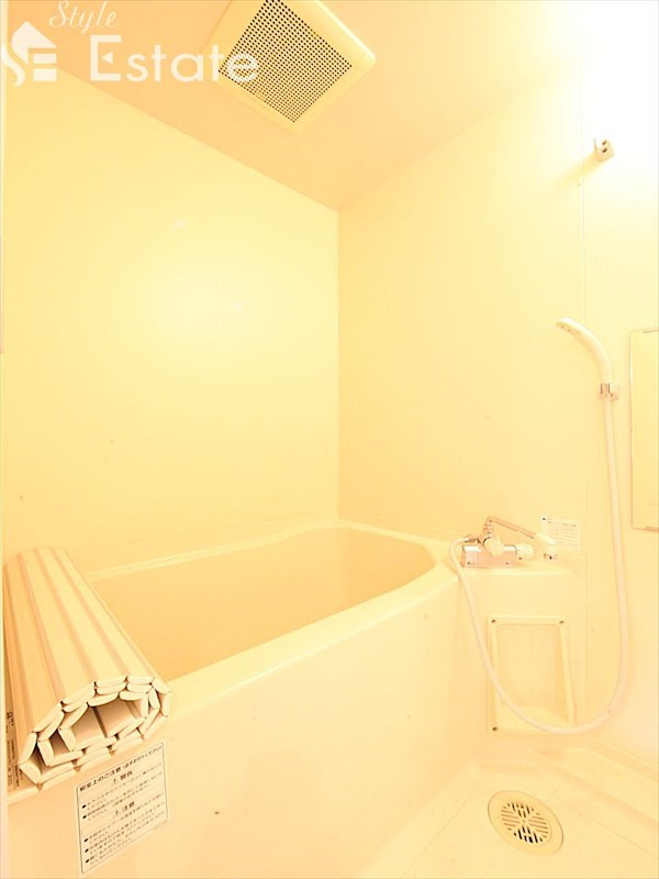 バス・シャワールーム　バスルーム