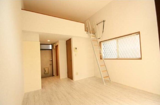 居室・リビング　別号室