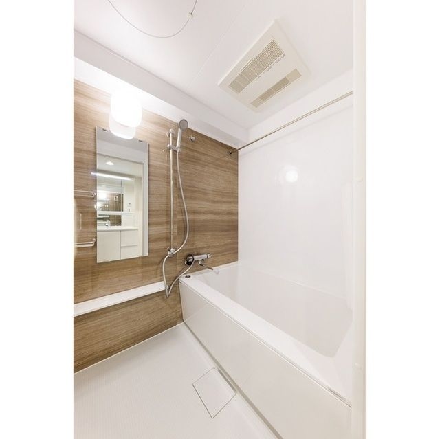 バス・シャワールーム　バス