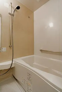 バス・シャワールーム　※別部屋の参考写真です。