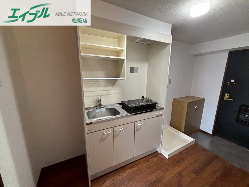 キッチン　同型参考写真