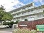 中学校　菊陵中学校（中学校）まで100m