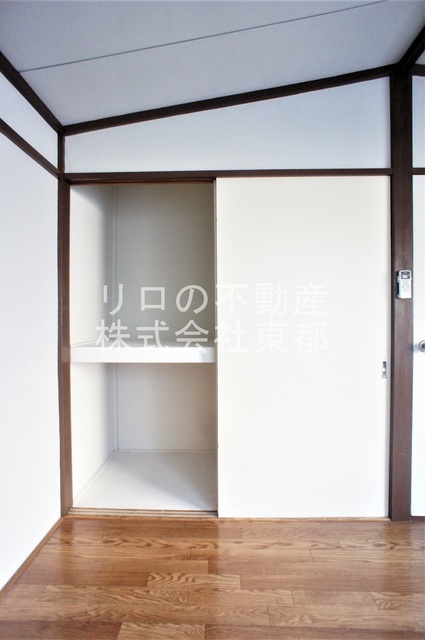 収納　押入れタイプはお荷物が多い方も安心の収納力です☆