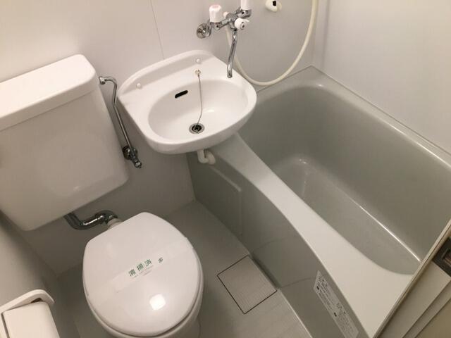 バス・シャワールーム　バス・トイレ同室