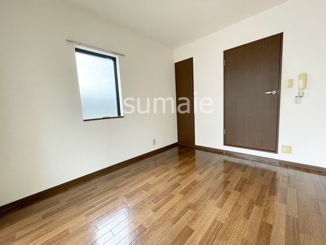 居室・リビング　フローリングのお部屋です。