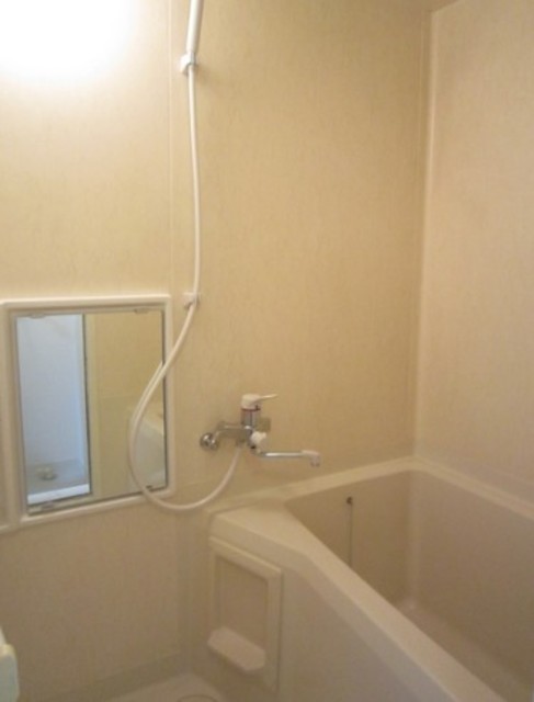 バス・シャワールーム　バスルーム