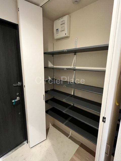その他設備　玄関　収納