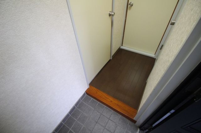 玄関　明るい玄関です