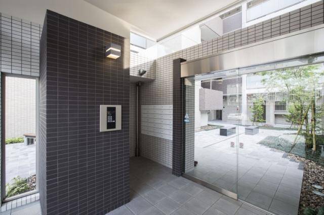 ロビー　角部屋です