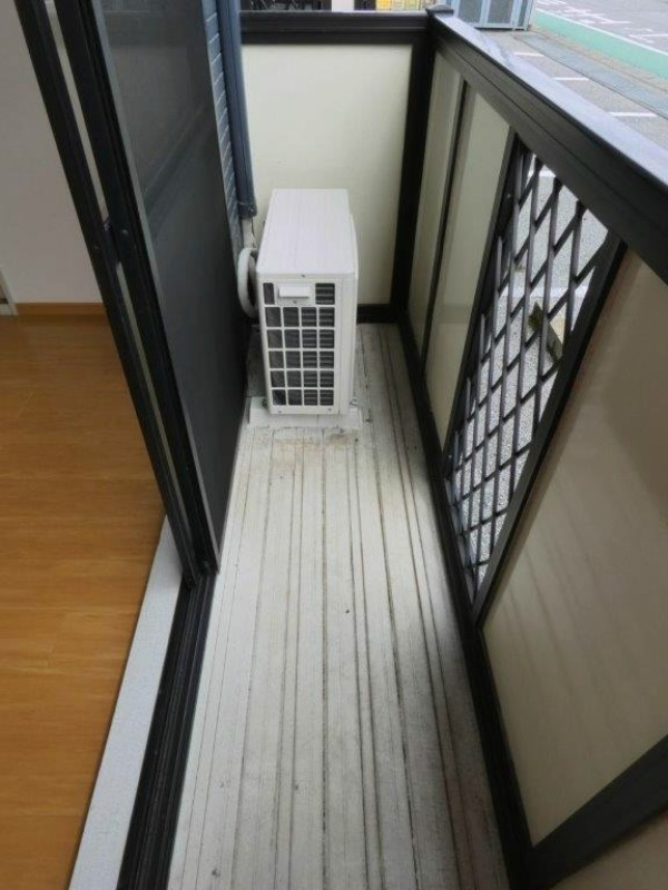 バルコニー　図面と現状に相違がある場合には現状を優先