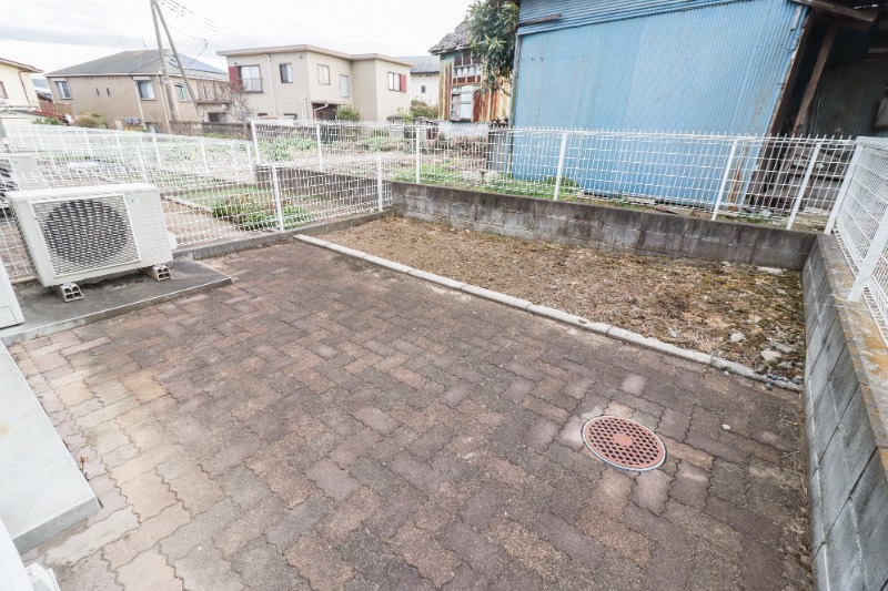 庭　図面と現状に相違がある場合には現状を優先