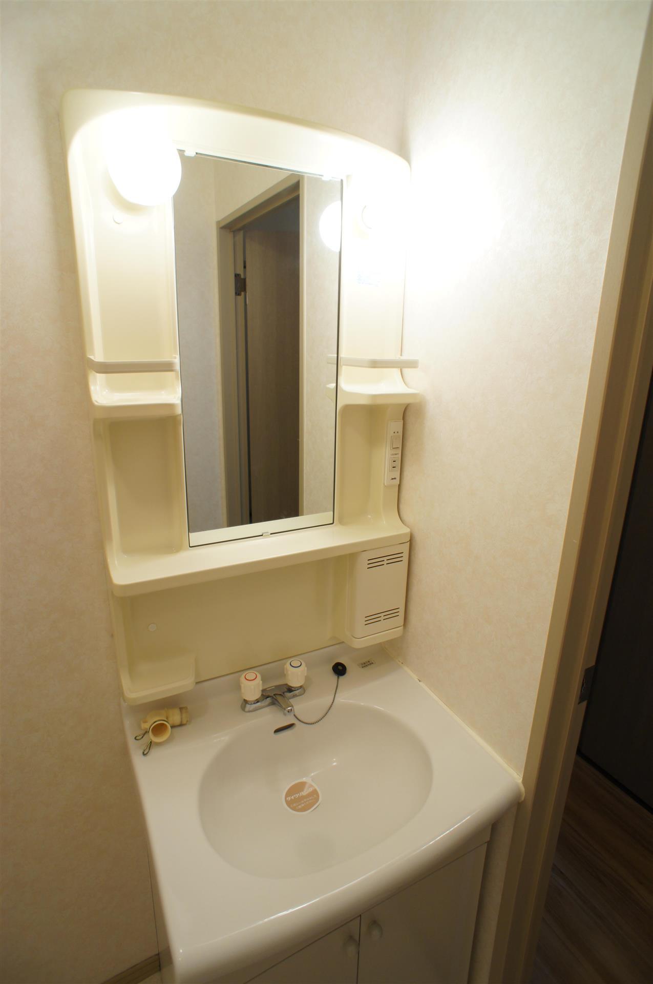 洗面設備　洗面化粧台