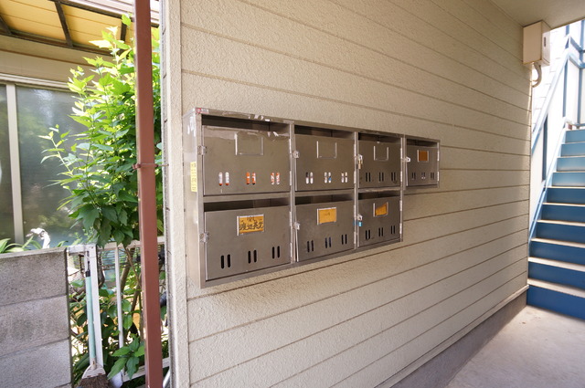 ロビー　集合ポスト