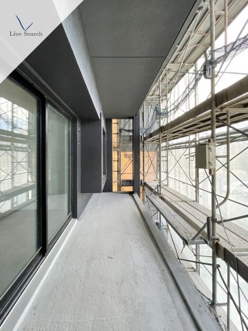 バルコニー　お洗濯にも便利なバルコニー付き