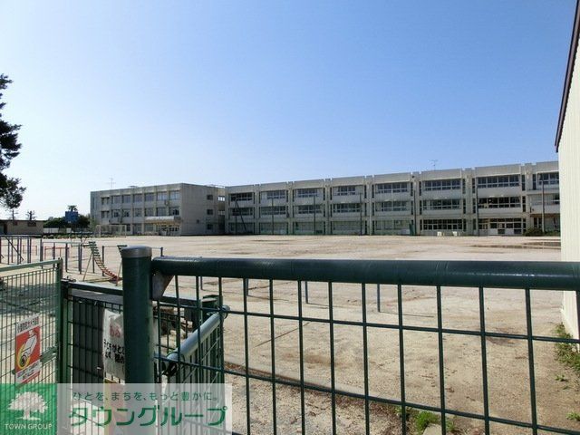 小学校　根木内小学校（小学校）まで650m