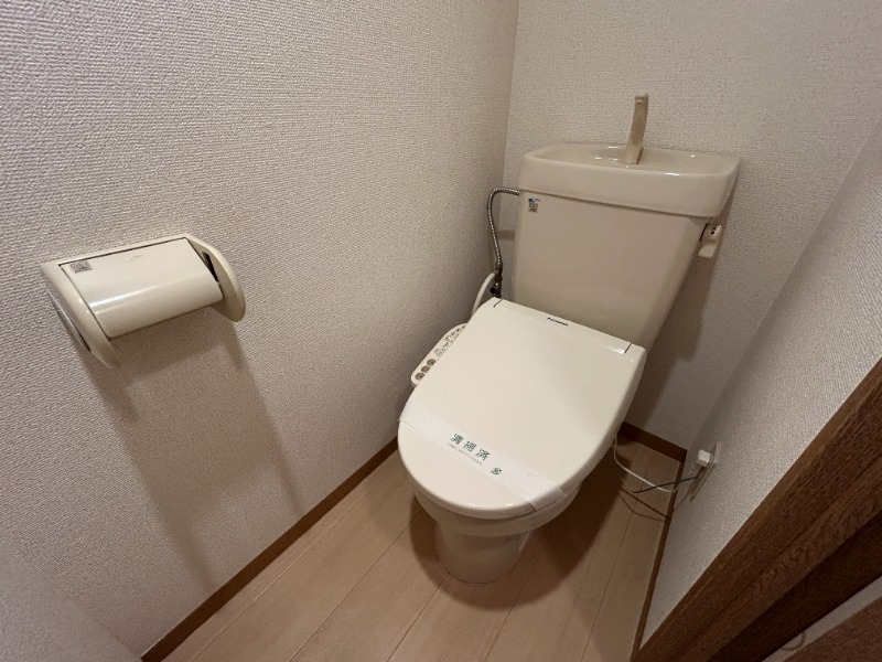 トイレ　同仕様