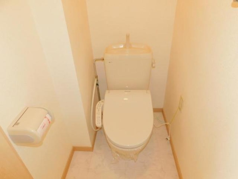 トイレ　図面と現状に相違がある場合には現状を優先