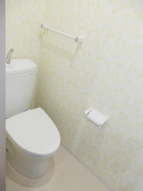 トイレ　清潔感のある水回り♪