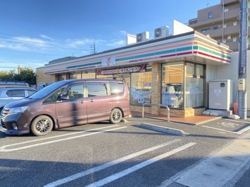 コンビニ　セブンイレブン 名古屋金屋2丁目店（コンビニ）まで162m