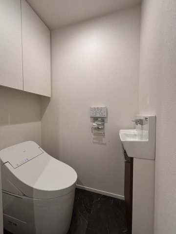 トイレ　トイレもきれいです