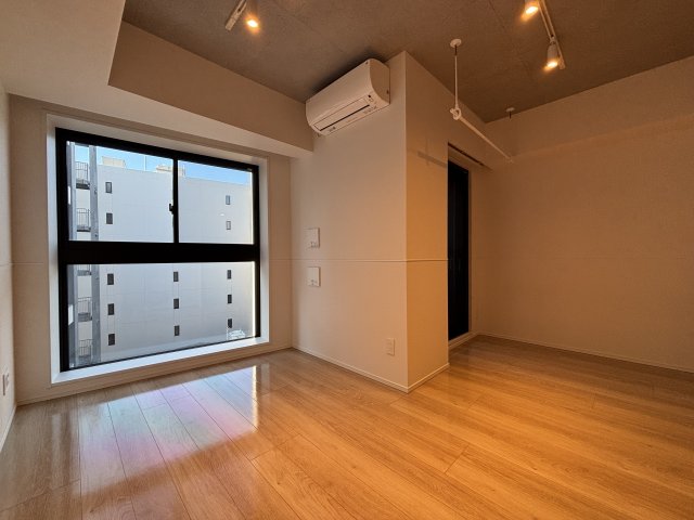 居室・リビング　ゆったりとした居間です