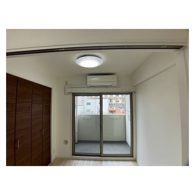 居室・リビング　洋室