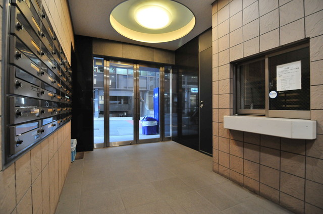 エントランス　エントランス