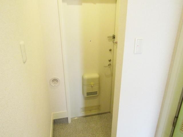 玄関　★玄関も広々★