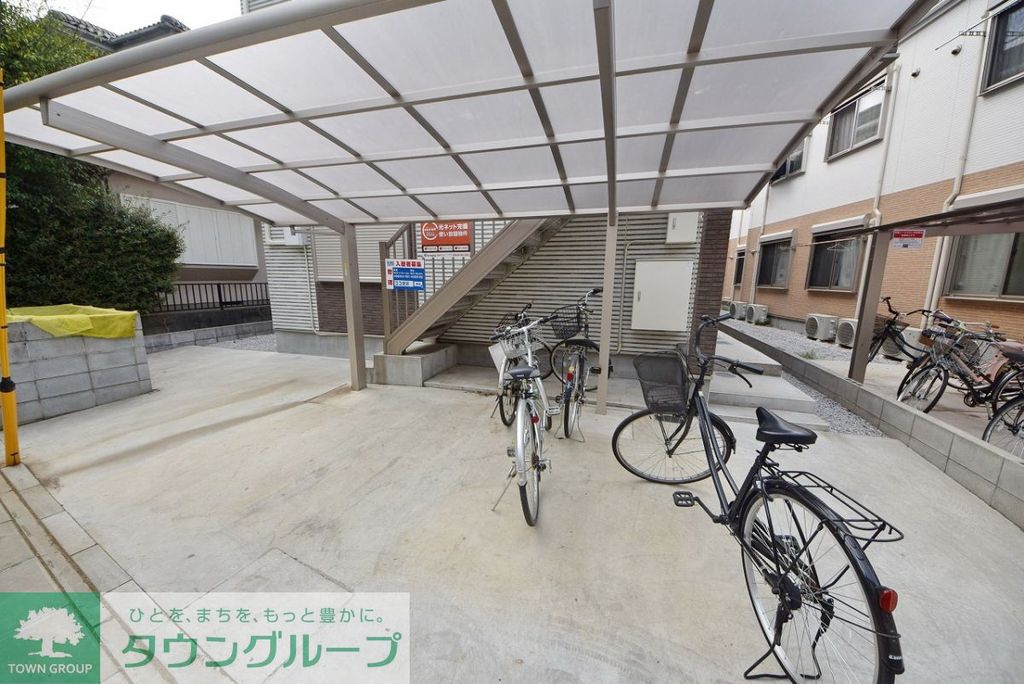 駐車場　駐車場