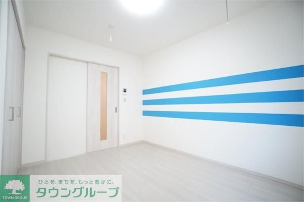 居室・リビング　エントランス