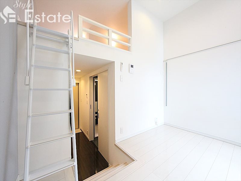 居室・リビング　内装