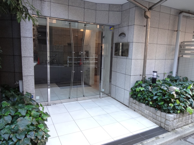 エントランス　エントランス