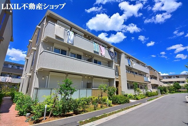 建物外観　レイクタウンでのお部屋探しは『地元の当社』にお任せ下さい！