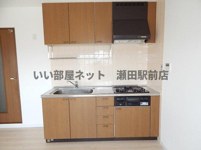 キッチン　※同建物の別のお部屋の写真です。
