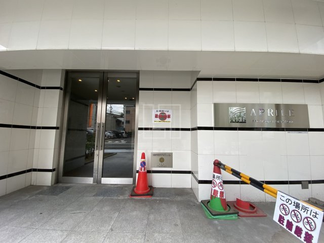 エントランス　アプリーレ堺筋本町　エントランス