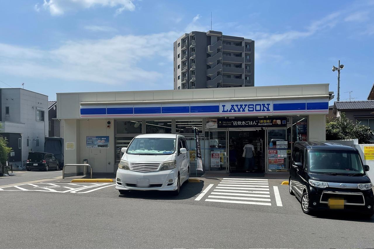 コンビニ　ローソン長崎本原町店（コンビニ）まで411m