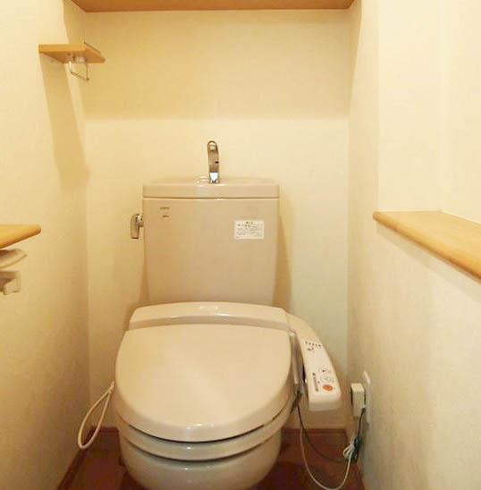 トイレ　★温水洗浄便座★