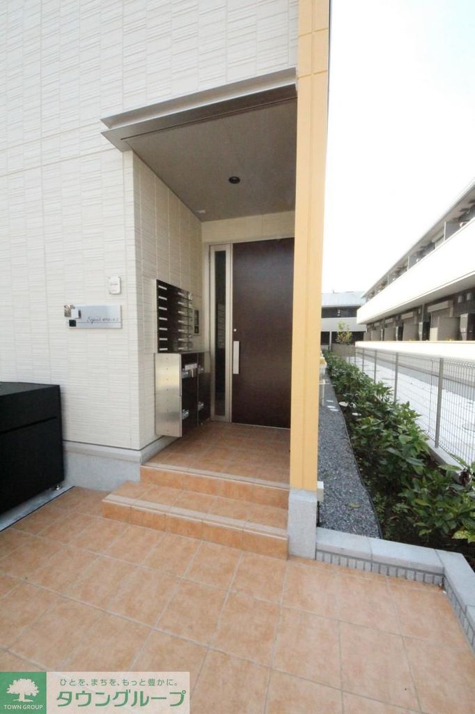 エントランス　エントランス