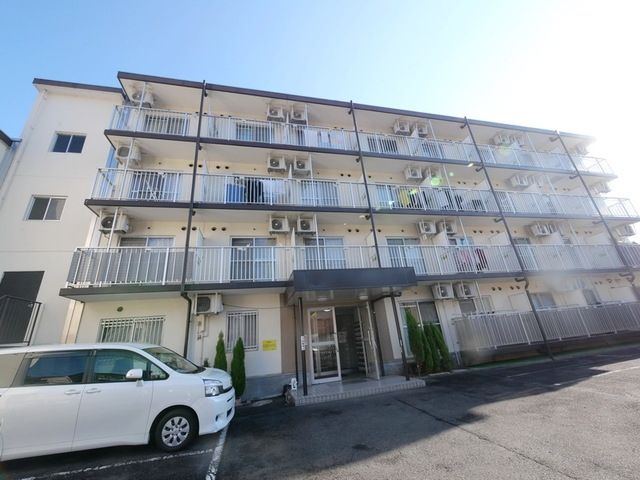 建物外観　★お部屋探しはタウンハウジング高幡不動店まで★