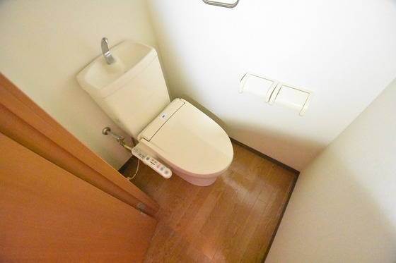 トイレ　温水洗浄便座♪