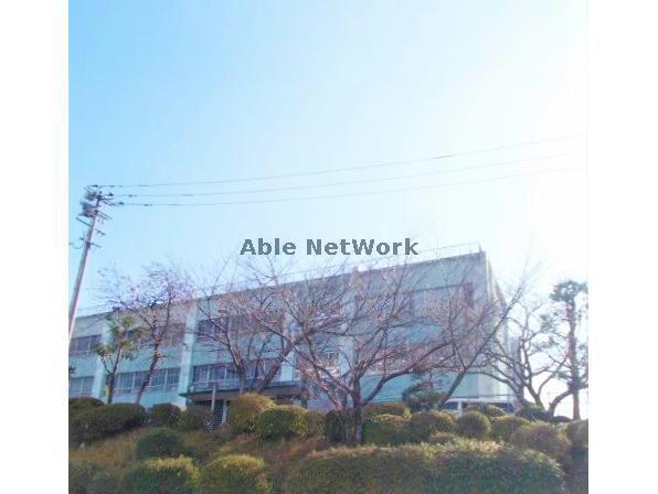 小学校　諫早市立小栗小学校（小学校）まで504m