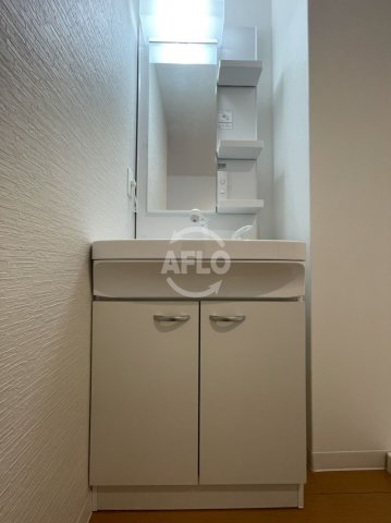 洗面設備　エフエルレジデンス心斎首府　独立洗面台